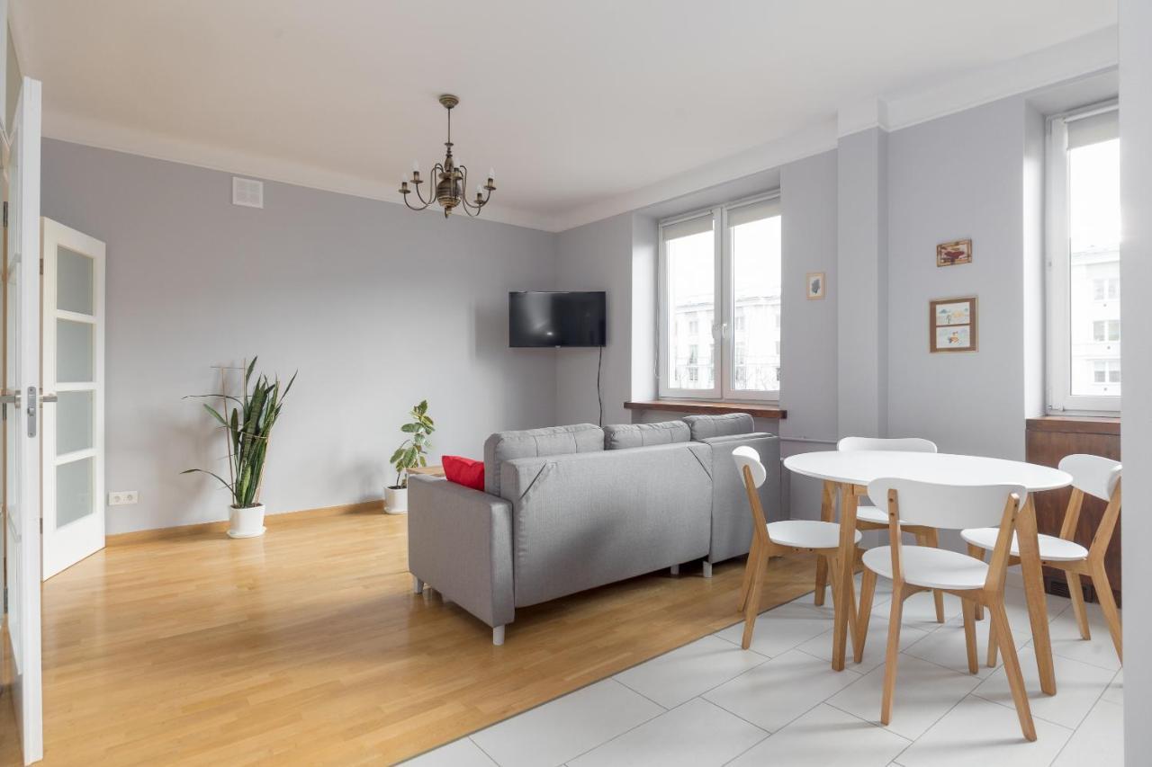 Metro Racławicka Red Apartment Warszawa Zewnętrze zdjęcie